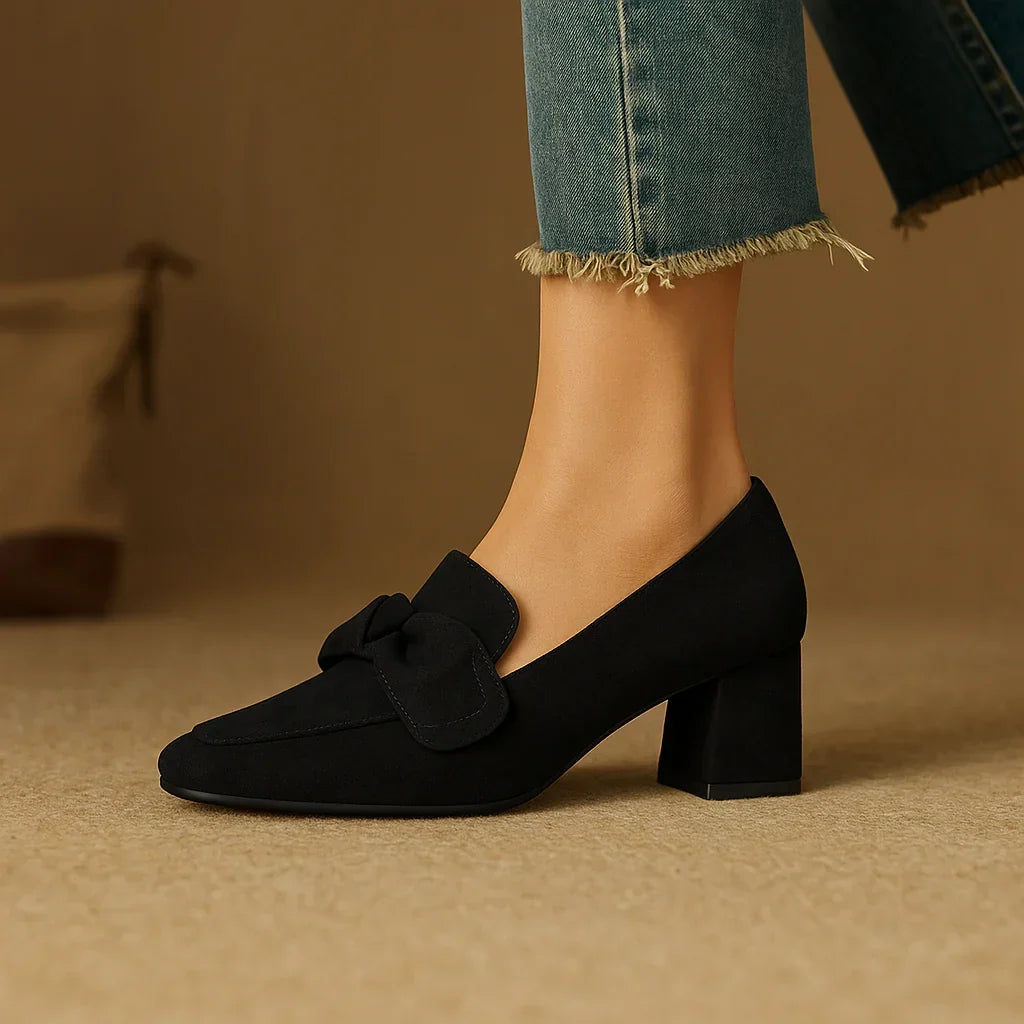 Süßes Wildleder-High Heels