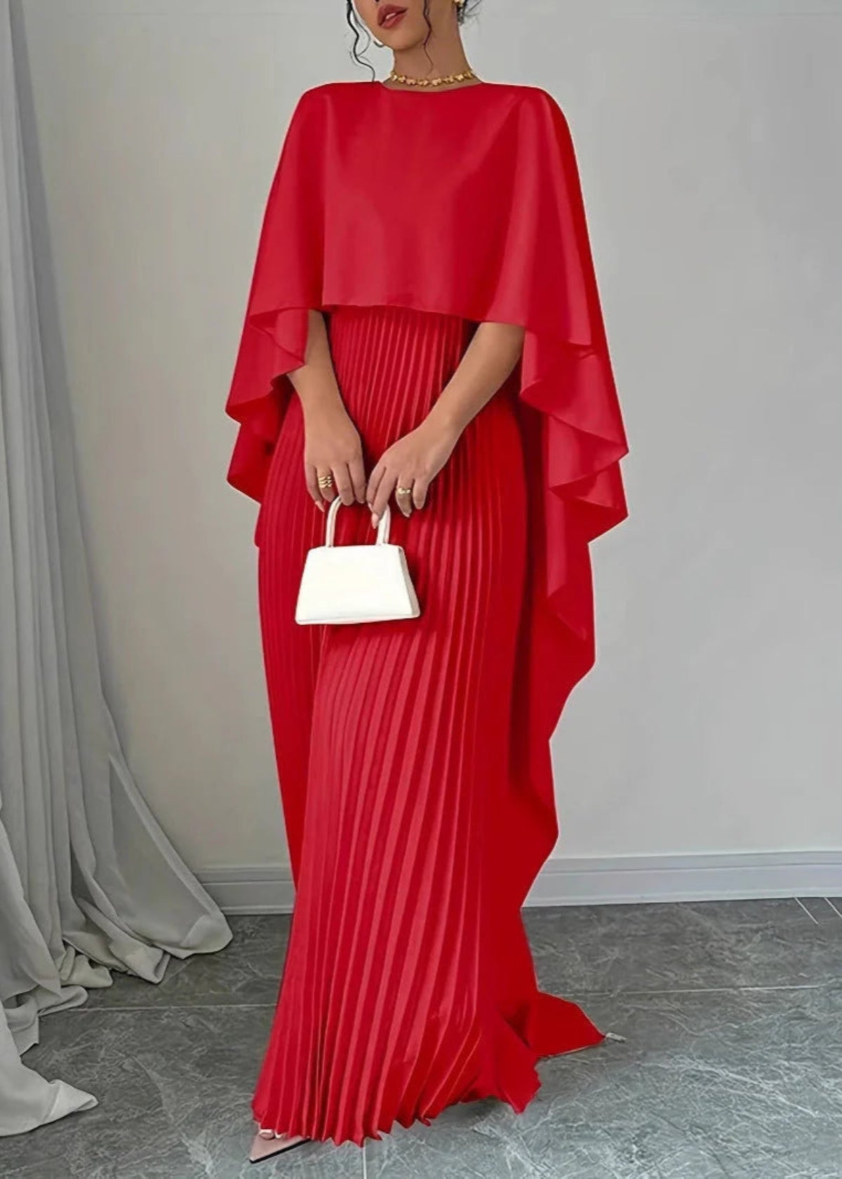 Maxikleid zur Hochzeit mit Batwing-Ärmeln und Satin-Falten