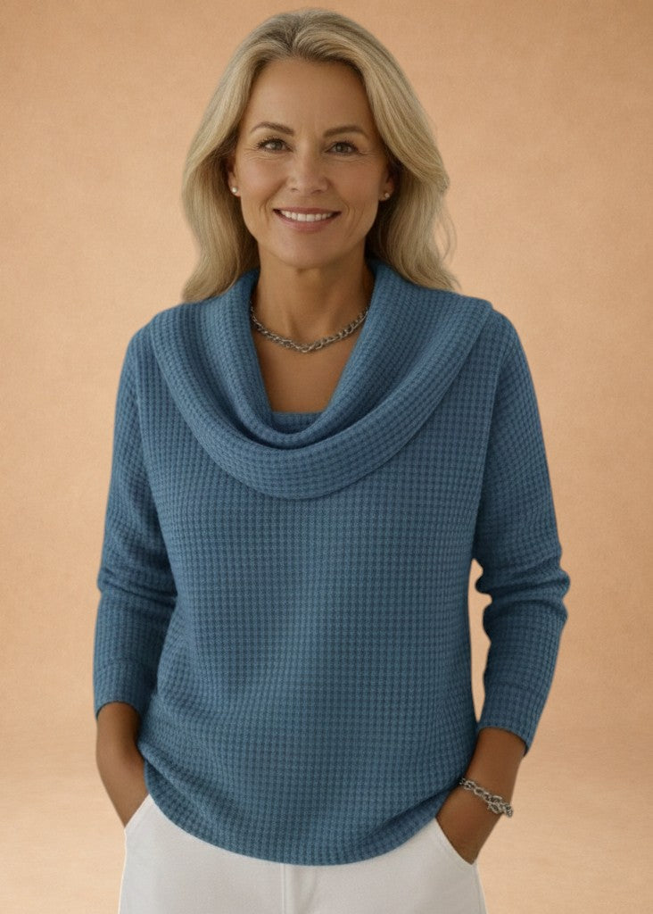 Marina – Warmer Strickpullover mit Waffelstruktur und elegantem Drapée-Kragen