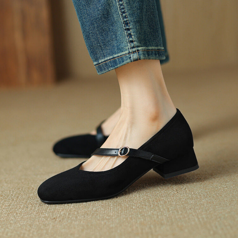 Samt Mary-Jane Schuhe