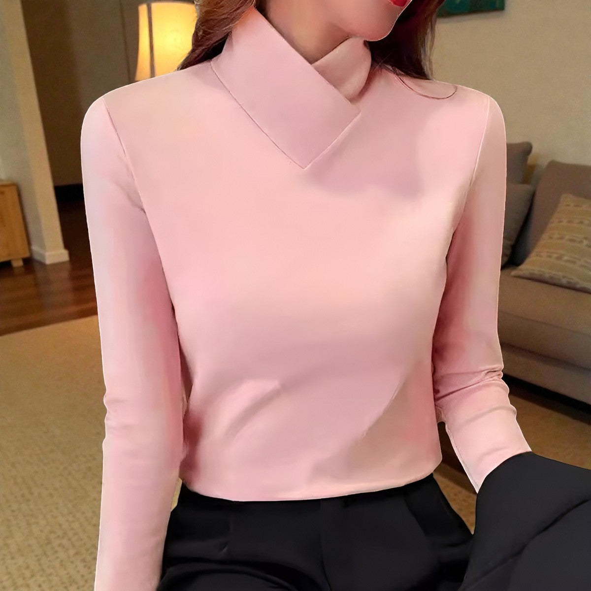 Dimitra - Eleganter Rollkragen