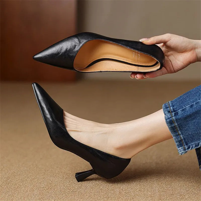 Authentische Leder Pumps Avero