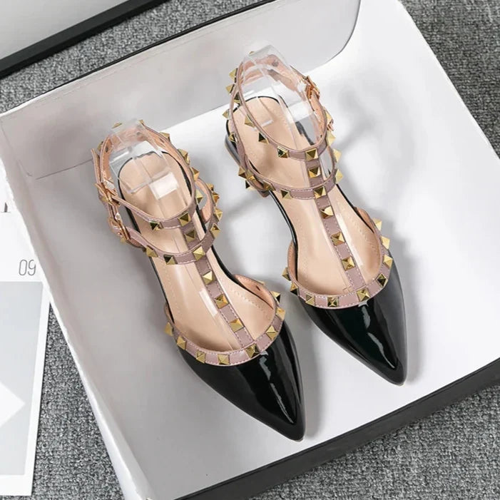Yela Pumps