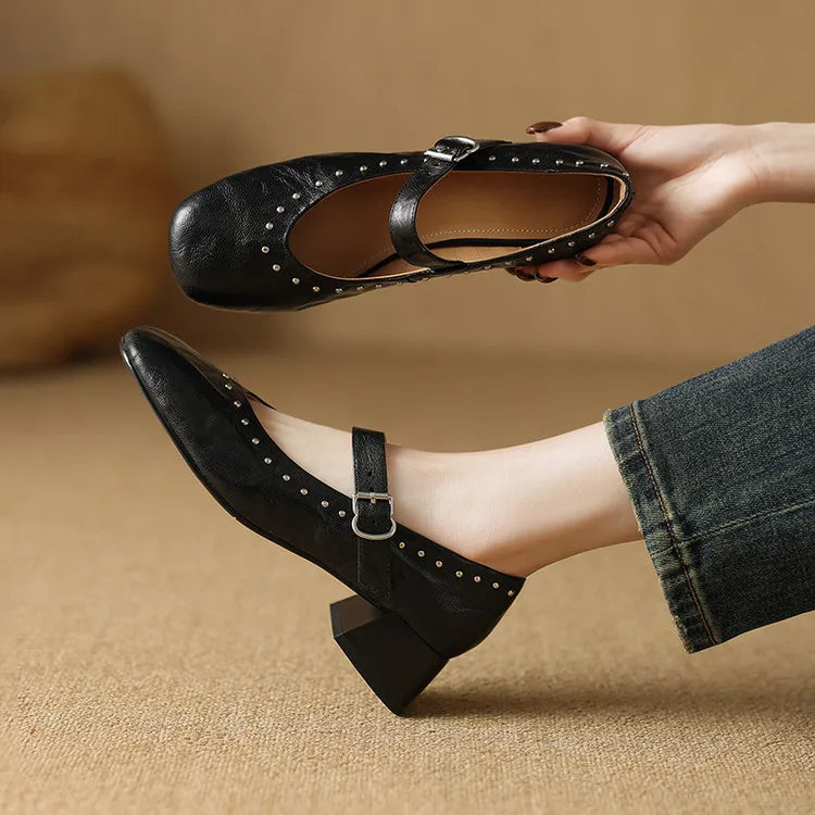 Authentische Leder Pumps Elour