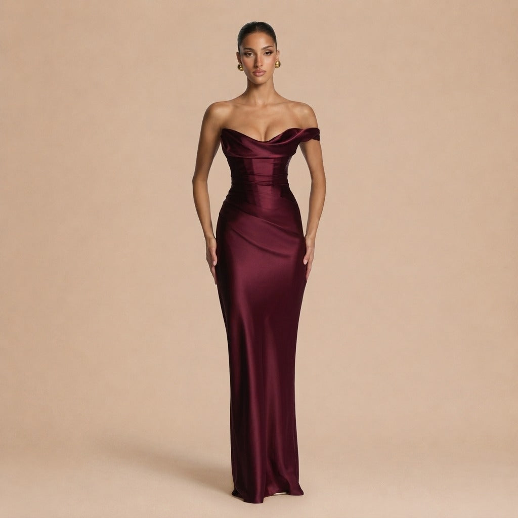 Kleid Carolina™ - Asymmetrische Eleganz mit Satinfluss