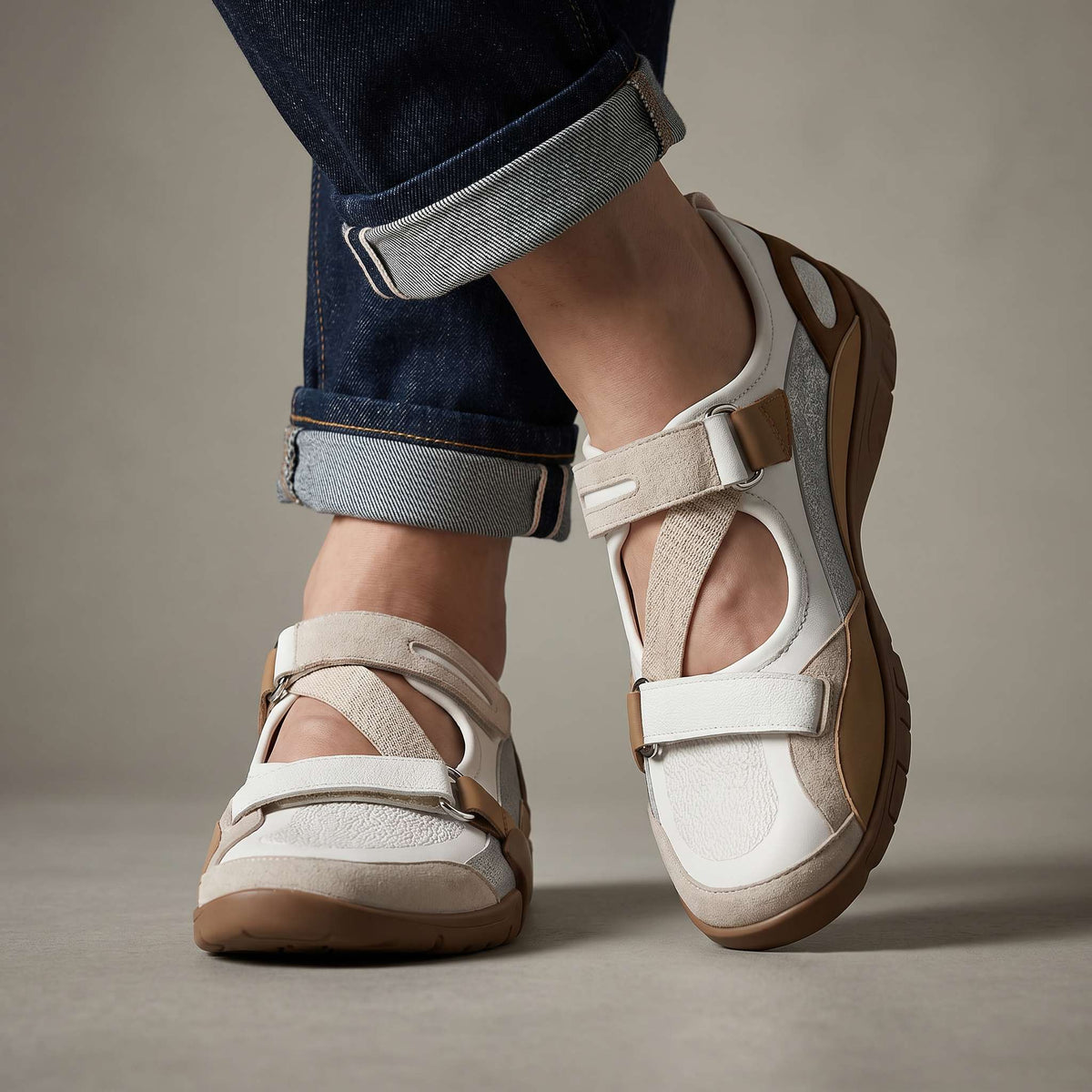 Serina EasyWalk Clogs